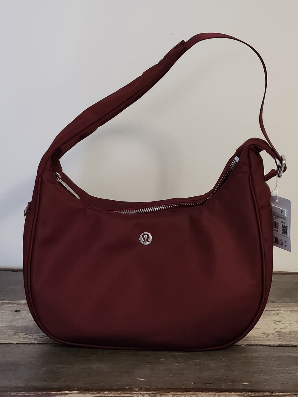 🍂NWT Lululemon City Essentials Burgundy Nylon Shoulder Bag 11.4" x 4.7" x 6.9"
